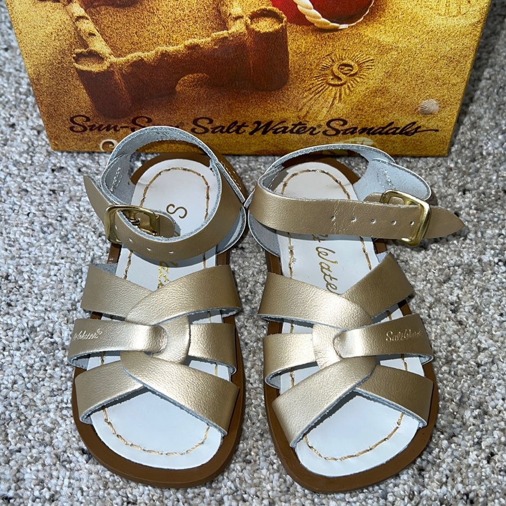 AUTH NIB Salt Water the Original Sandal Toddler Little Kids GOLD